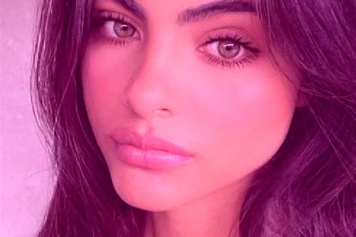 Sophia, 25, a brunette green-eyed indian companion based in Langsa. Offering Overnight, Travel Companion, Party Girl, Tantra. Available for incall and outcal...