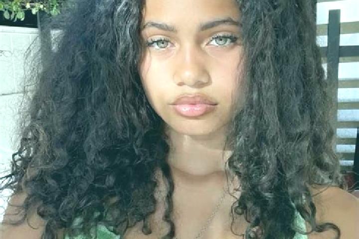 Sophia, 25, a red green-eyed mixed companion based in Donnezac. Offering Domination, Erotic Massage, Party Girl, Fetish. Available for incall and outcall, ov...