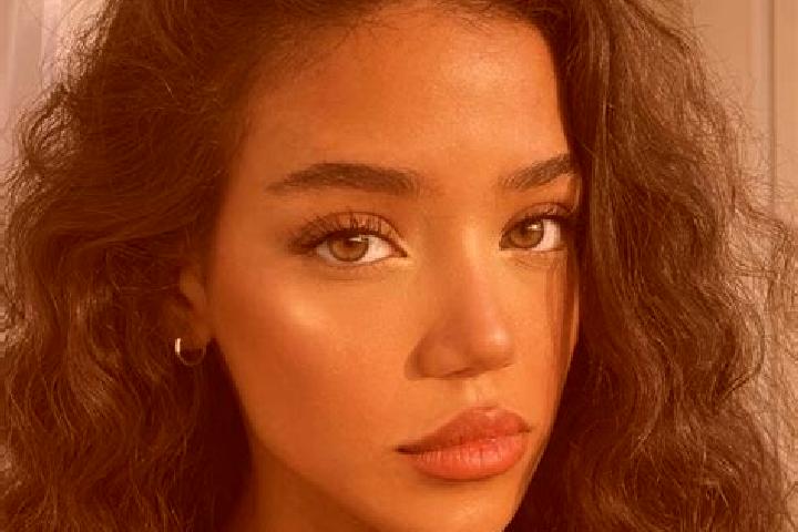 Sophia, 26, a black brown-eyed european companion based in Balaban. Offering OWO, Party Girl, GFE. Available for incall and outcall, day and evening dates.