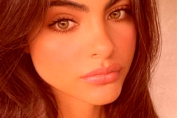 Sophia, 26, a brunette green-eyed european companion based in Miteguekaha. Offering Dinner Date, Travel Companion, OWO, Striptease. Available for incall and ...