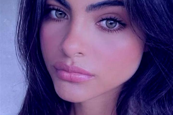 Sophia, 26, a brunette green-eyed middle eastern companion based in Obad. Offering Prostate Massage, 69, Couples, Striptease. Available for incall and outcal...