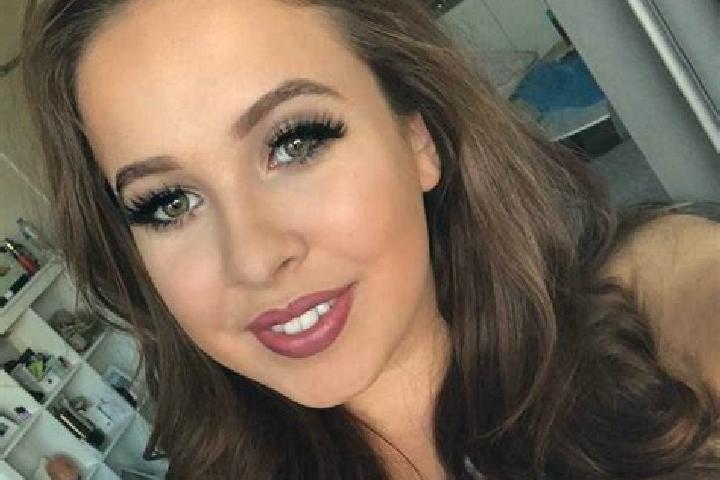 Sophia, 26, a brunette grey-eyed mixed companion based in Ramba. Offering OWO, Prostate Massage, Erotic Massage. Available for incall and outcall, day and ev...