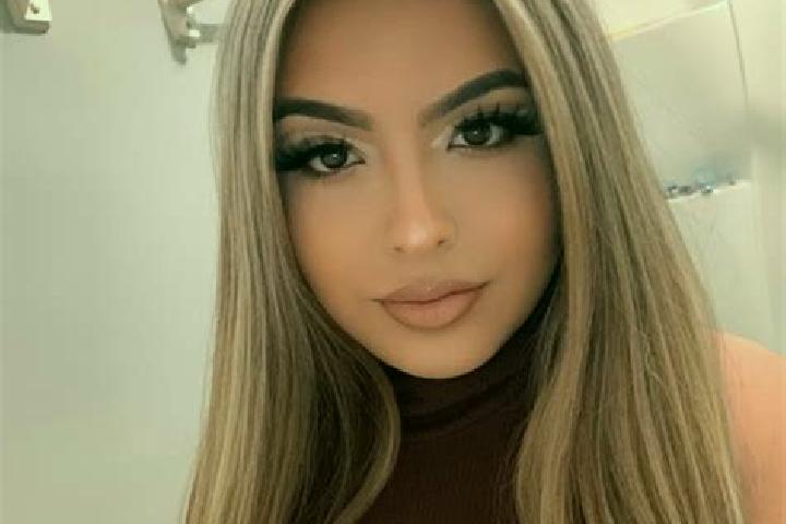 Sophia, 27, a blonde amber-eyed latina companion based in Sankt Thomas. Offering Couples, Roleplay, Party Girl, CIM. Available for incall and outcall, overni...