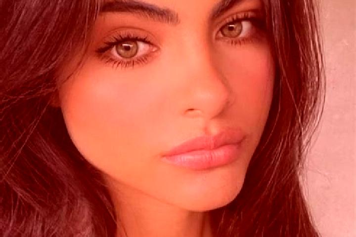 Sophia, 27, a brunette dark-eyed european companion based in Vagaholmen. Offering Tantra, OWO, Duos. Available for incall and outcall, overnight bookings ava...