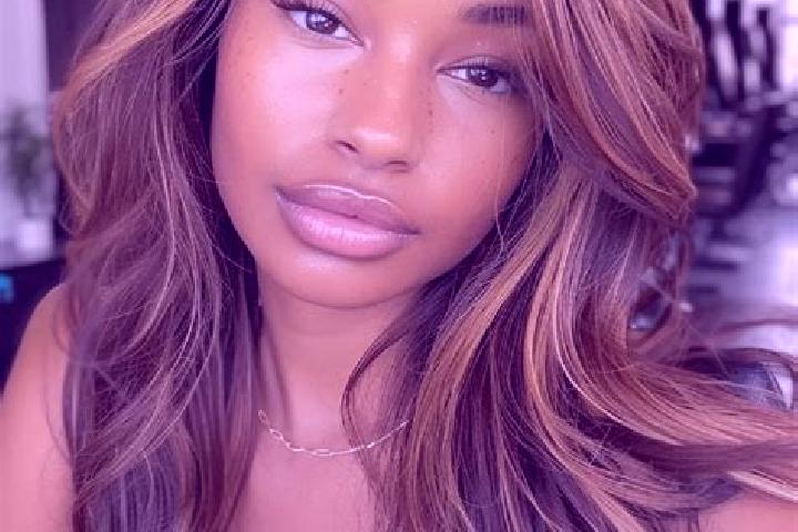Sophia, 27, a dark blonde brown-eyed caribbean companion based in Funilandia. Offering Striptease, Travel Companion, Party Girl, Overnight. Available for inc...