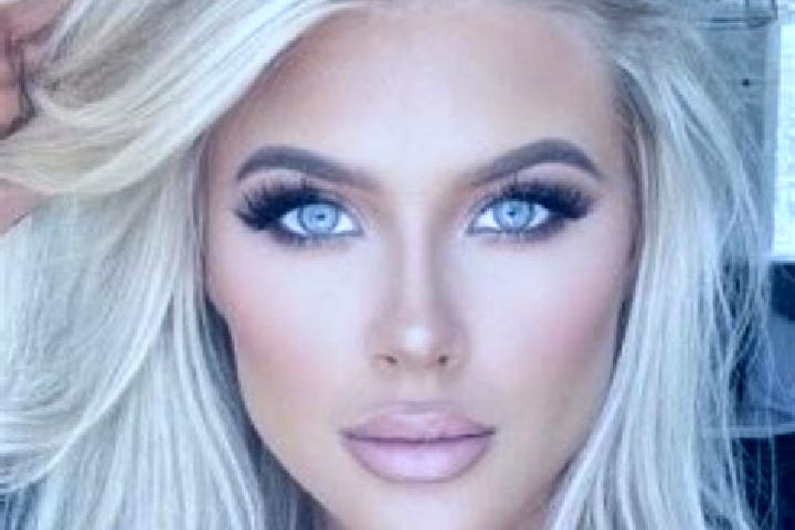 Sophia, 27, a platinum blonde green-eyed ebony companion based in Bakandi. Offering Domination, Prostate Massage, Overnight, 69. Available for incall and out...