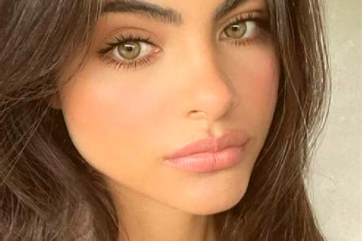 Sophia, 28, a black hazel-eyed latina companion based in Busenberg. Offering Tantra, Couples, Erotic Massage. Available for incall and outcall, day and eveni...