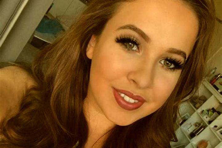 Sophia, 28, a blonde dark-eyed indian companion based in Boara Pisani. Offering Couples, Party Girl, Duos. Available for incall and outcall, overnight bookin...