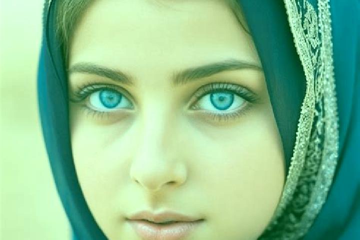 Sophia, 28, a chestnut blue-eyed middle eastern companion based in Charlesworth. Offering A-Level, Dinner Date, 69, Travel Companion, Party Girl. Available f...