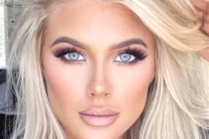 Sophia, 28, a platinum blonde hazel-eyed caribbean companion based in Binalan. Offering BDSM, OWO, Striptease, Overnight, Tantra. Available for incall and ou...