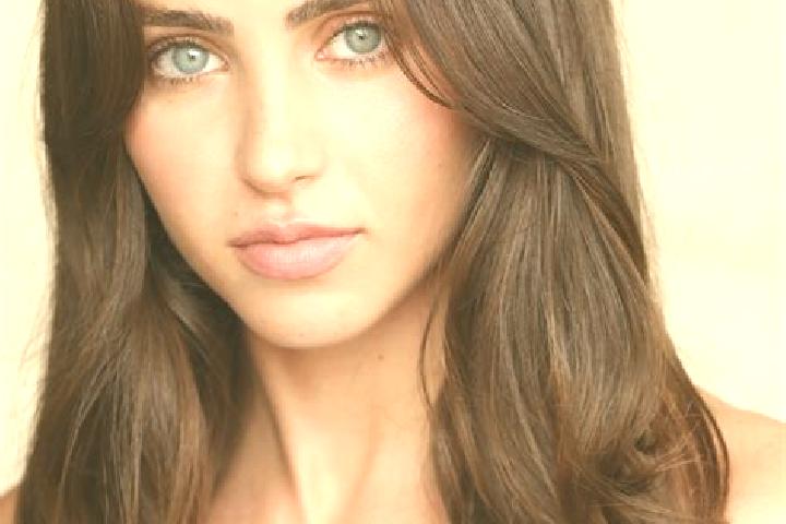 Sophia, 29, a auburn brown-eyed european companion based in Steinigtwolmsdorf. Offering OWO, Erotic Massage, Girlfriend Experience. Available for incall and ...