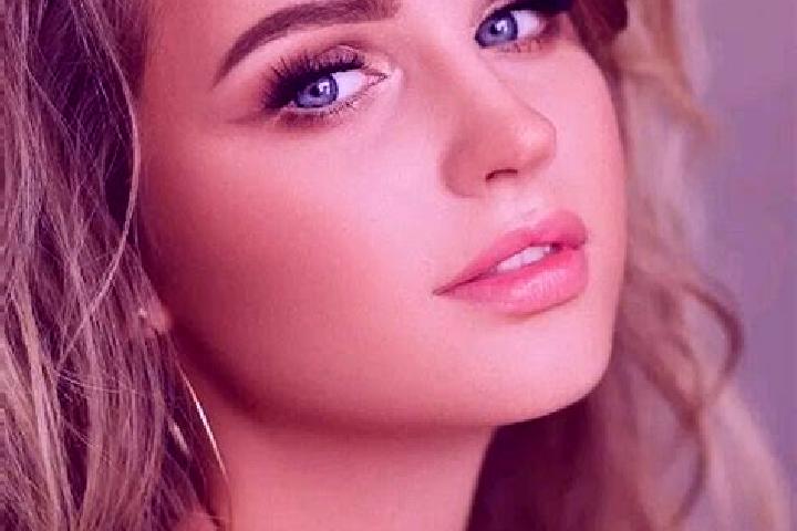 Sophia, 29, a dark blonde blue-eyed caribbean companion based in Buxheim. Offering Domination, Tantra, Travel Companion, Deep French Kissing, CIM. Available ...