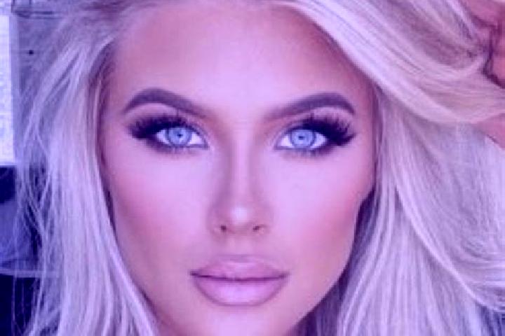 Sophia, 29, a platinum blonde grey-eyed caribbean companion based in Terra Boa. Offering OWO, Roleplay, GFE. Available for incall and outcall, day and evenin...