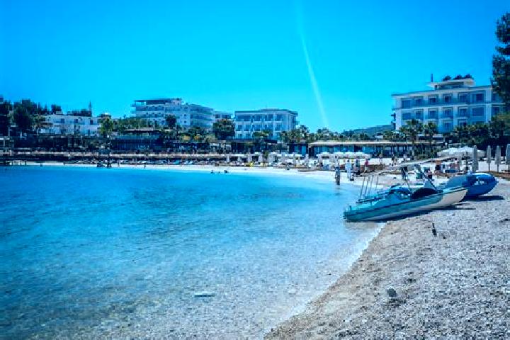 Sophia, 29 — Escort in Veterrik, Albania