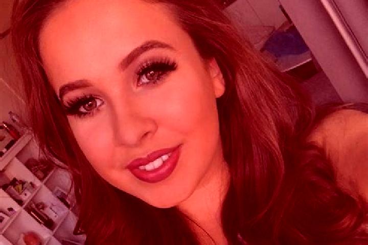 Sophia, 31, a brunette grey-eyed mixed companion based in Llica d Amunt. Offering OWO, Fetish, Duos, CIM. Available for incall and outcall, overnight booking...