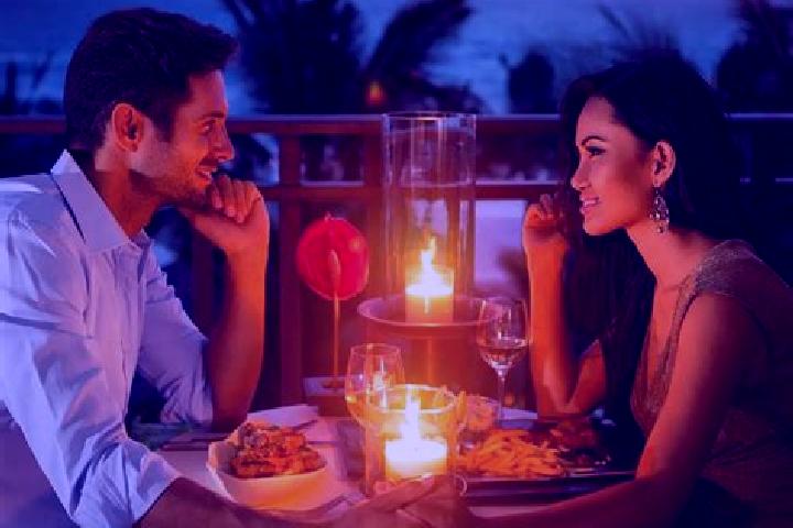 Sophia, 31, a red grey-eyed mediterranean companion based in Thi Tran Na Sam. Offering GFE, Couples, Dinner Date. Available for incall and outcall, overnight...