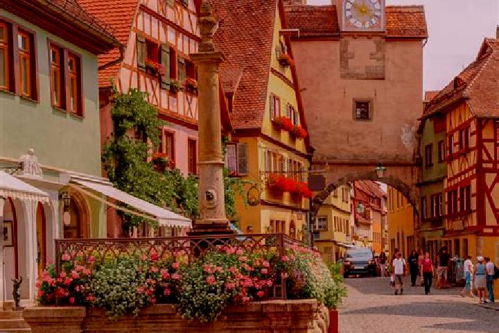 Sophia, 31 — Escort in Bobingen, Germany