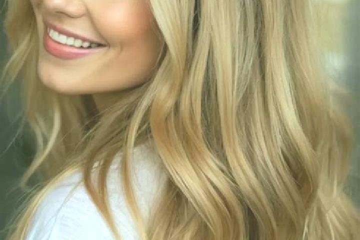 Sophia, 32, a blonde hazel-eyed caucasian companion based in Gapura. Offering Erotic Massage, Deep French Kissing, Striptease, Girlfriend Experience, Duos. A...