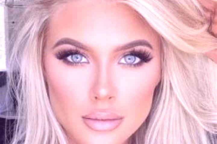 Sophia, 32, a platinum blonde hazel-eyed caribbean companion based in Mianos. Offering Duos, Massage, Striptease. Available for incall and outcall, day and e...