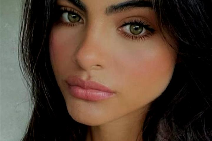 Sophia, 32, a red dark-eyed indian companion based in Bavispe. Offering A-Level, Domination, Girlfriend Experience. Available for incall and outcall, overnig...