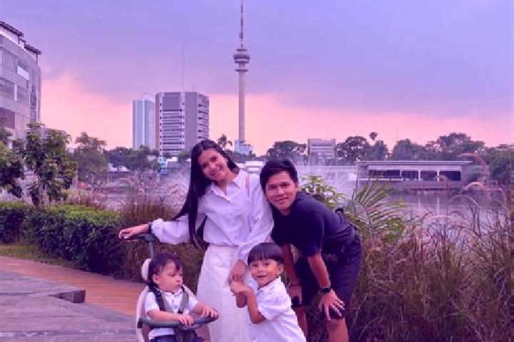 Sophia, 32 — Escort in Ciheras, Indonesia