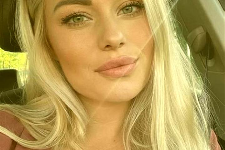 Sophia, 33, a blonde hazel-eyed slavic companion based in Niedrzwica Duza. Offering GFE, Travel Companion, Duos, Couples. Available for incall and outcall, d...