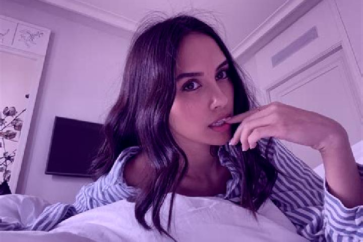 Sophia, 34, a auburn dark-eyed asian companion based in Forges. Offering Travel Companion, Girlfriend Experience, GFE, Party Girl, Striptease. Available for ...