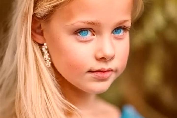 Sophia, 34, a blonde blue-eyed asian companion based in Villa de Don Fadrique. Offering 69, Overnight, Roleplay, A-Level. Available for incall and outcall, d...