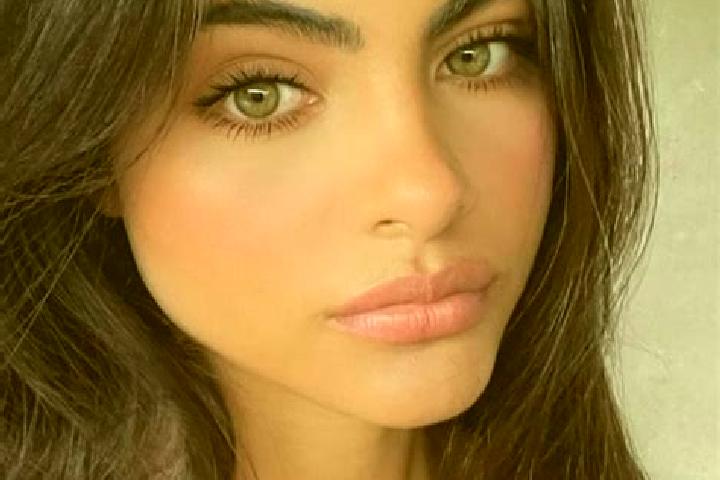 Sophia, 34, a red green-eyed indian companion based in Cimolais. Offering Massage, BDSM, Party Girl, GFE. Available for incall and outcall, overnight booking...