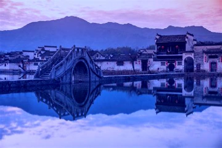 Sophia, 34 — Escort in Xidi, China