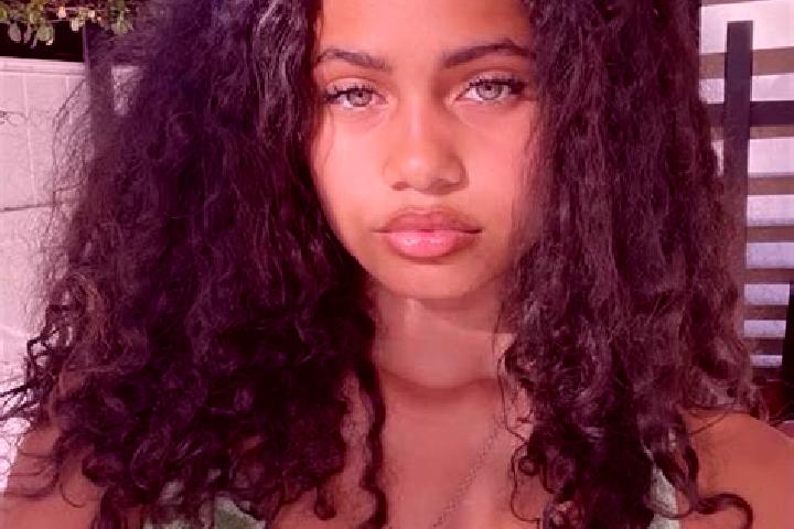 Sophia, 35, a black green-eyed mixed companion based in Kottur. Offering Overnight, Duos, Domination. Available for incall and outcall, day and evening dates.