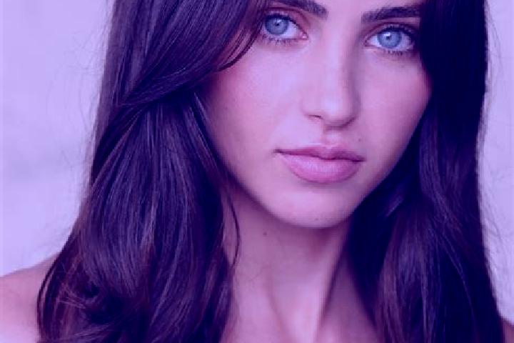 Sophia, 35, a brunette brown-eyed indian companion based in Baffia. Offering Massage, Roleplay, Duos, Fetish. Available for incall and outcall, day and eveni...