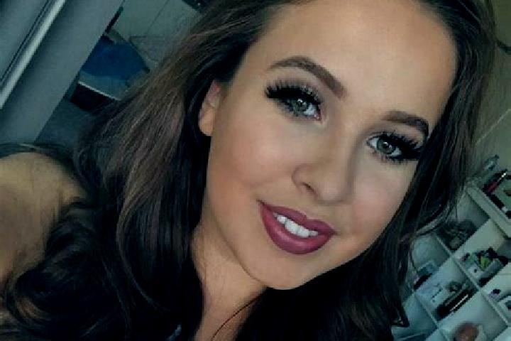 Sophia, 36, a auburn amber-eyed ebony companion based in Kupyansk. Offering A-Level, 69, Overnight. Available for incall and outcall, day and evening dates.