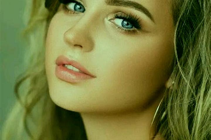 Sophia, 36, a dark blonde blue-eyed european companion based in Dienguesso. Offering Party Girl, Erotic Massage, Couples. Available for incall and outcall, d...