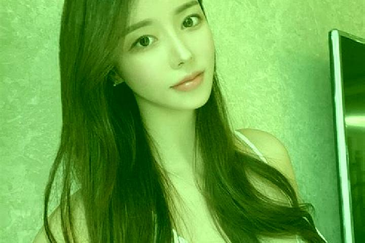Sophia, 36 — Escort in Sinhyeon, South Korea