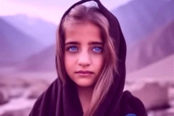 Sophia, 38, a dark blonde amber-eyed middle eastern companion based in Qaranghu Toghai. Offering Domination, Tantra. Available for incall and outcall, overni...