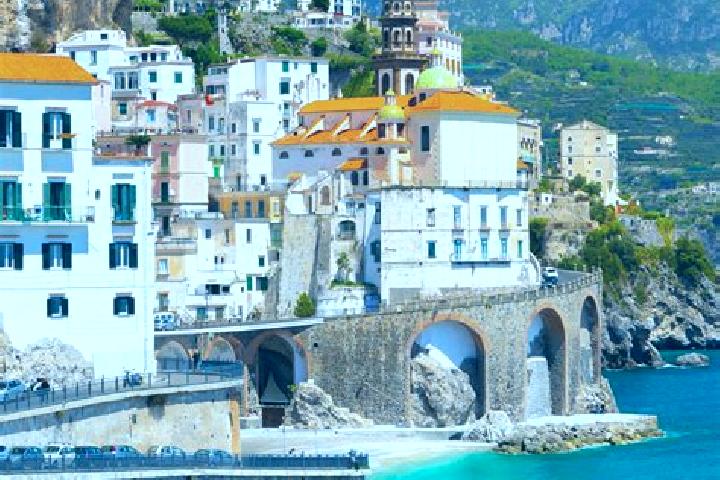 Sophia, 38 — Escort in Cignone, Italy