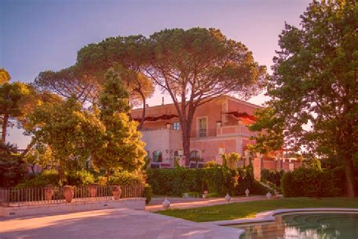Sophia, 38 — Escort in Villa San Martino, Italy