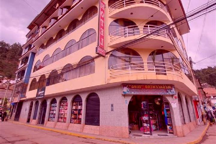 Sophia, 39 — Escort in Chingas, Peru
