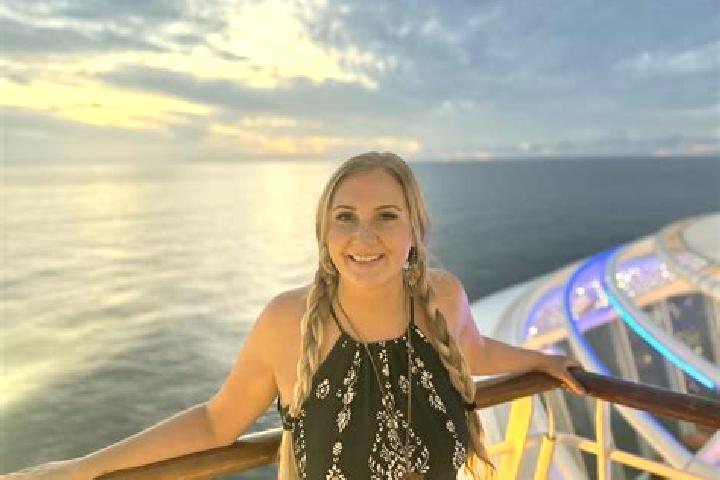 Sophia, 39 — Escort in Lefebvre, Canada