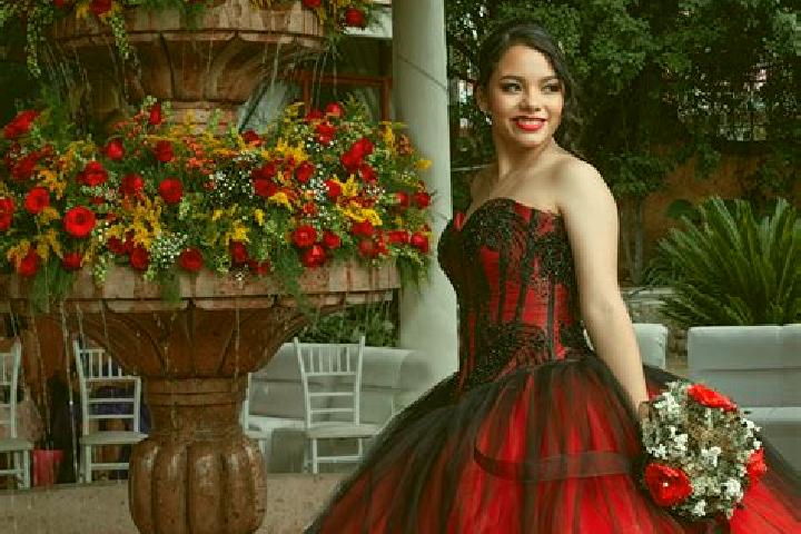 Sophia, 39 — Escort in Macuilxochitl de Artigas Carranza, Mexico