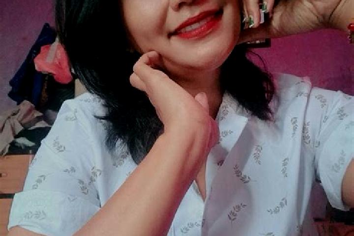 Stella, 20 — Escort in Lewoleba, Indonesia