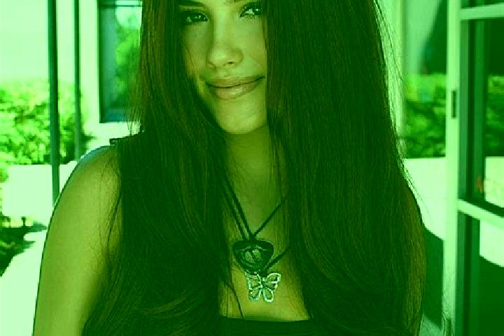 Stella, 21, a auburn dark-eyed indian companion based in Ludriano. Offering Massage, Roleplay, Party Girl. Available for incall and outcall, overnight bookin...