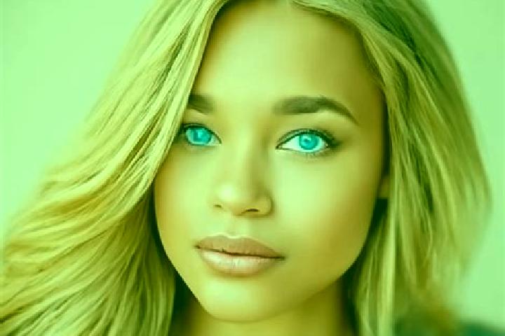 Stella, 21, a blonde blue-eyed latina companion based in Thonnance-les-Joinville. Offering Deep French Kissing, Erotic Massage, Striptease. Available for inc...
