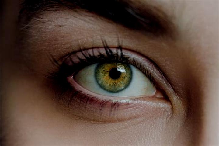 Stella, 21, a chestnut hazel-eyed mixed companion based in Paria. Offering Striptease, Domination, Overnight, Fetish. Available for incall and outcall, overn...