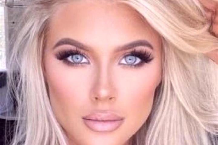 Stella, 22, a platinum blonde grey-eyed european companion based in Mision San Pablo. Offering Massage, GFE. Available for incall and outcall, day and evenin...