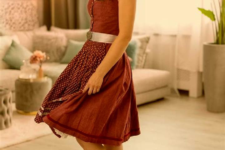 Stella, 22 — Escort in Halajun, China