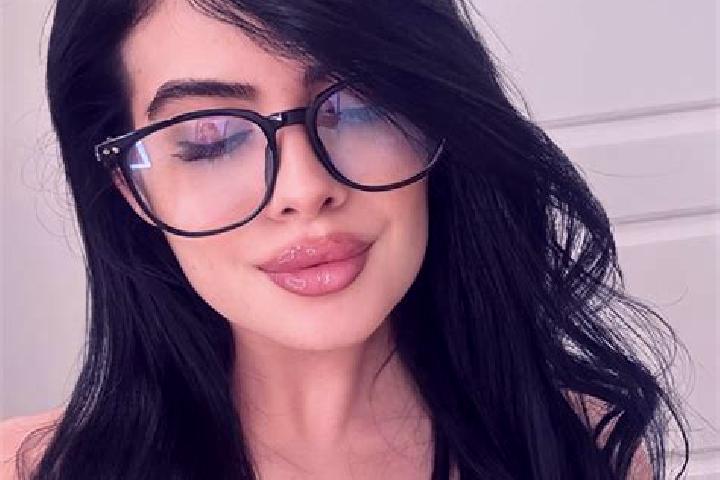 Stella, 22 — Escort in Ilyichevo, Ukraine