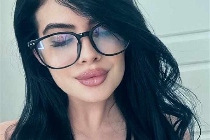 Stella, 22 — Escort in Kusocha, Russia