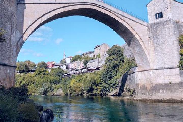 Stella, 22 — Escort in Milici, Bosnia and Herzegovina